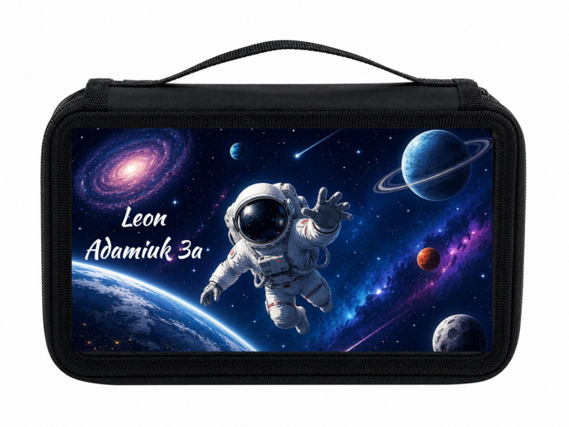 Personalizowany piórnik z astronautą i imieniem – Kosmiczna Przygoda